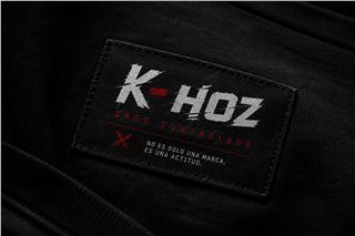 Etiquetas y parches de marca K-HOZ para productos personalizados